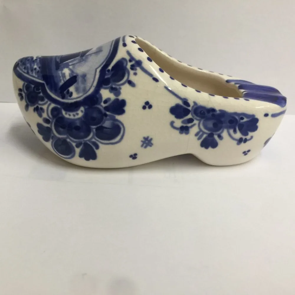 Clogs - Picture 8 of 16
